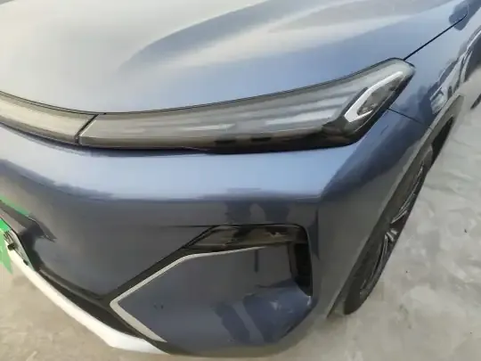 Geely Galaxy Xingjian 7 EM-i 2025 (20700 км)