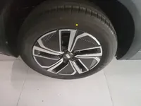 Geely Galaxy Xingjian 7 EM-i 2025 (6000 км)