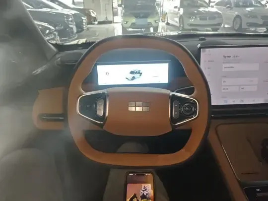 Geely Galaxy Xingjian 7 EM-i 2025 (6000 км)
