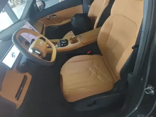 Geely Galaxy Xingjian 7 EM-i 2025 (6000 км)