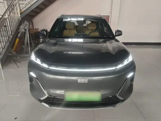 Geely Galaxy Xingjian 7 EM-i 2025 (6000 км)