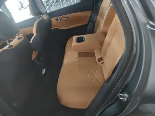 Geely Galaxy Xingjian 7 EM-i 2025 (6000 км)