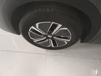 Geely Galaxy Xingjian 7 EM-i 2025 (6000 км)