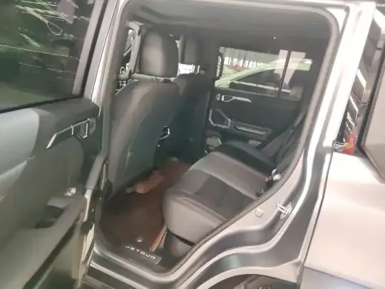JETOUR Traveler 2024 (3200 км)