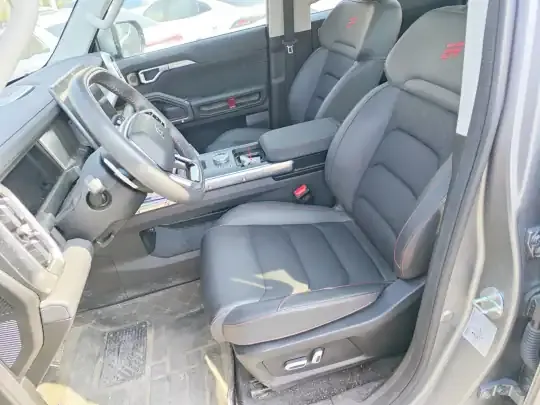 JETOUR Traveler 2024 (13400 км)