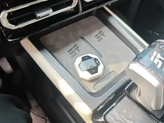 JETOUR Shanhai T1 2025 (13799 км)