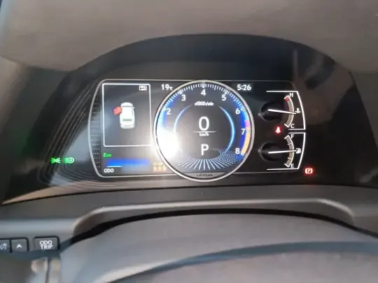 Lexus ES 2025 (22800 км)