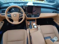 Lexus ES 2025 (22800 км)