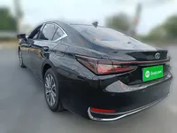 Lexus ES 2025 (22800 км)