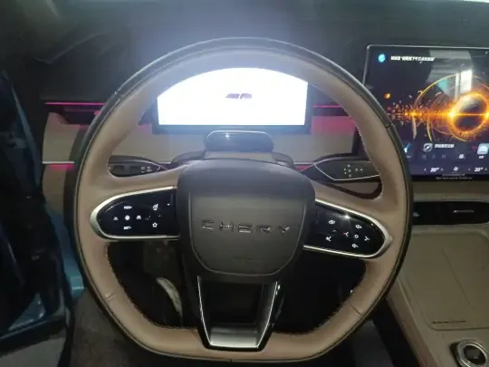 Chery Tiggo 8 PLUS C-DM 2025 (6300 км)