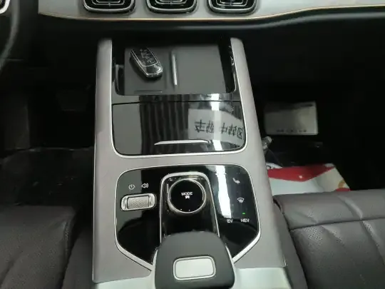 Chery Tiggo 9 C-DM 2025 (13600 км)