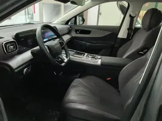 Chery Tiggo 9 C-DM 2025 (13600 км)
