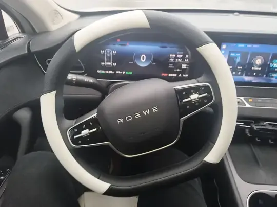 Roewe D7 2025 (5700 км)