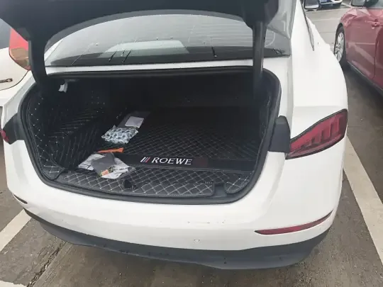 Roewe D7 2025 (5700 км)