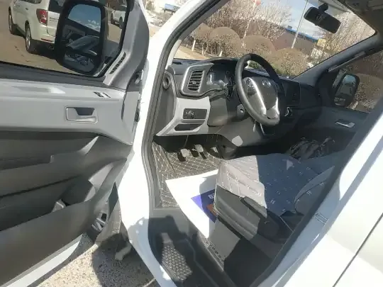 SAIC MAXUS Xintu V80 2025 (3300 км)