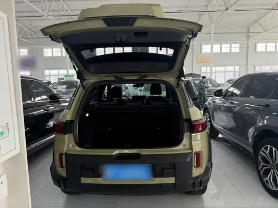 Geely Auto Cowboy 2025 (15400 км)