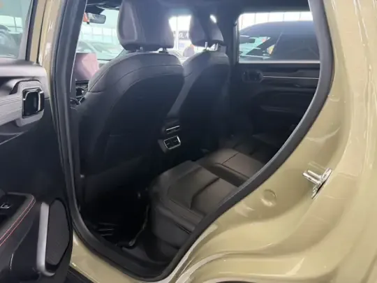 Geely Auto Cowboy 2025 (15400 км)