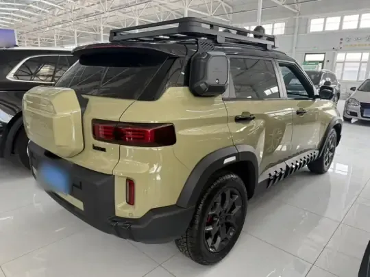 Geely Auto Cowboy 2025 (15400 км)