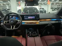 BMW 5 Series 2025 (4200 км)