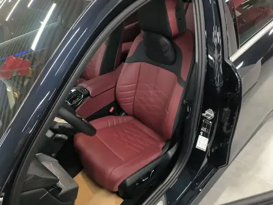 BMW 5 Series 2025 (4200 км)