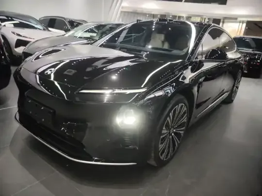 Nio ET9 2025 (29700 км)