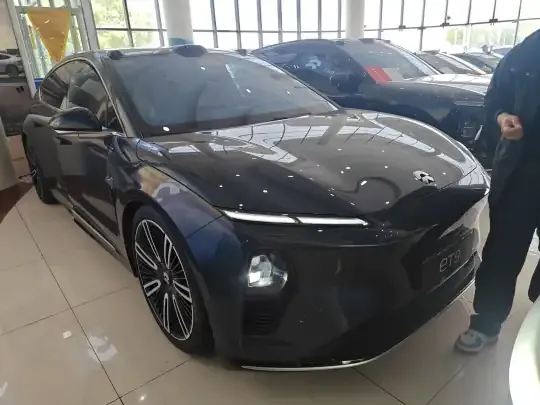 Nio ET9 2025 (25700 км)