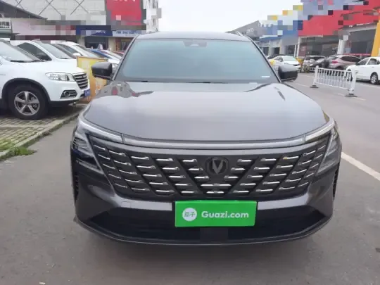 Changan CS75 PLUS 2025 (7200 км)