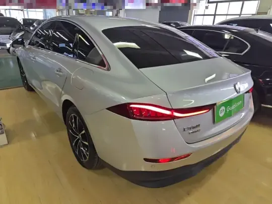 Roewe D7 2025 (8500 км)