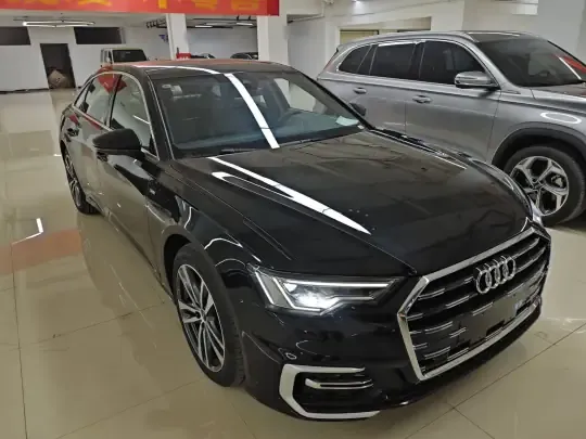 Audi A6L 2025 (1200 км)