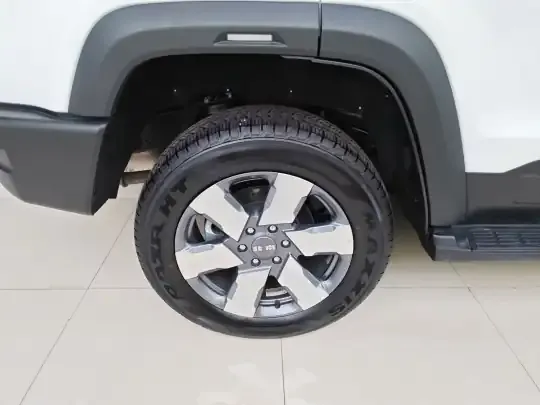 BAIC Off-Road BJ40 Electric Drive 2025 (5100 км)