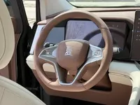 BYD Xia 2025 (6400 км)