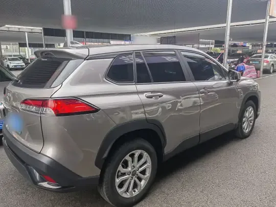 Toyota FRONTLANDER 2024 (4900 км)