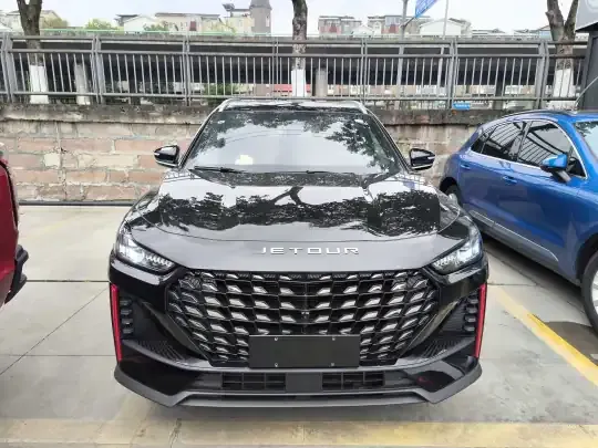 JETOUR X70 PLUS 2025 (3600 км)