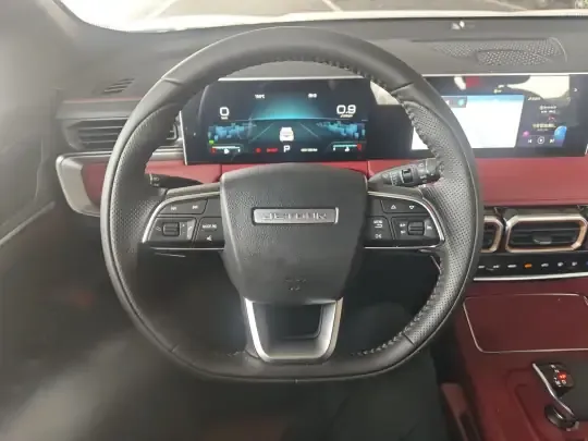 JETOUR X70 PLUS 2025 (1400 км)