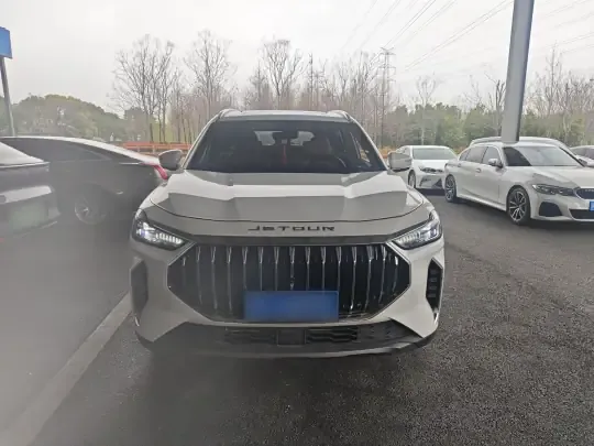 JETOUR X70 PLUS 2025 (1400 км)