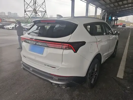 JETOUR X70 PLUS 2025 (1400 км)