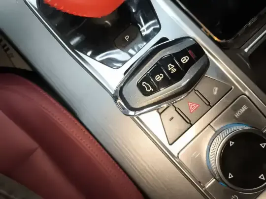 JETOUR X70 PLUS 2025 (1200 км)