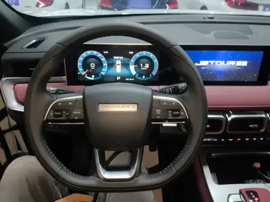 JETOUR X70 PLUS 2025 (1200 км)