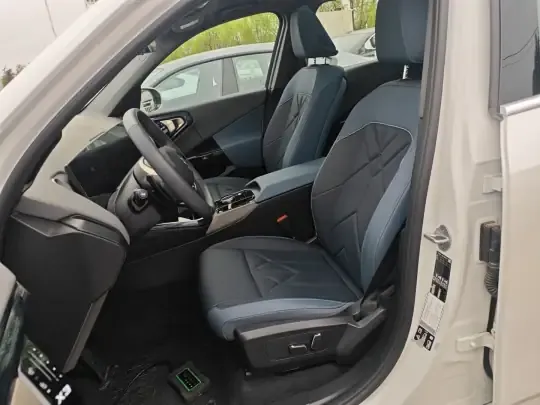 BMW X3 2025 (12900 км)