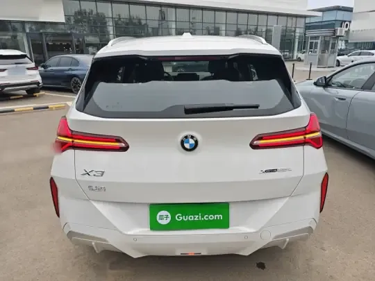 BMW X3 2025 (12900 км)