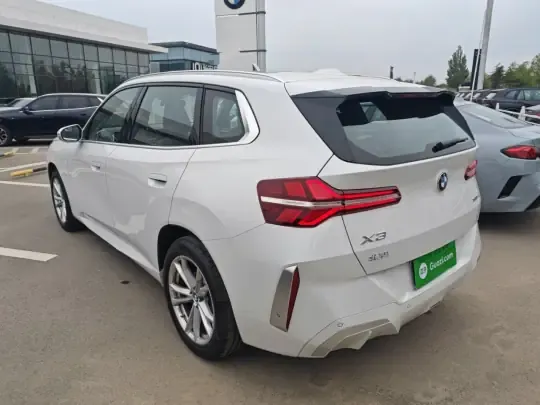 BMW X3 2025 (12900 км)