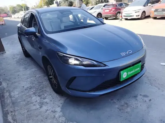 BYD Seal 05 DM-i 2025 (7200 км)
