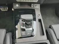 Audi Q5L 2025 (8200 км)