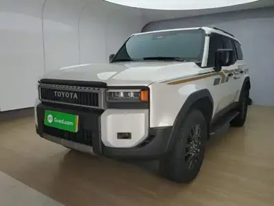 Toyota Prado 2025 (12500 км)