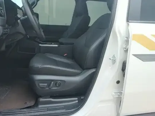 Toyota Prado 2025 (12500 км)