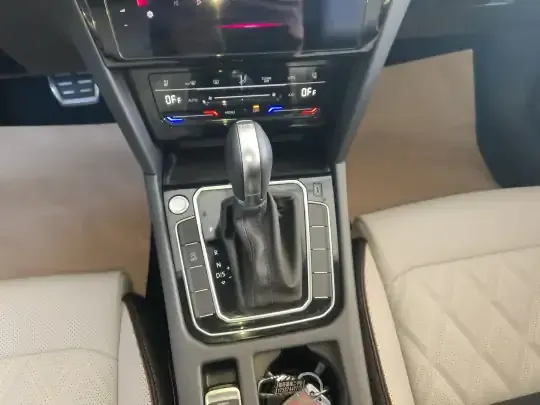 Volkswagen Magotan 2025 (7300 км)