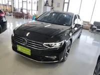 Volkswagen Magotan 2025 (2400 км)