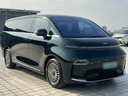 Geely Galaxy LEVC L380 2025 (1400 км)