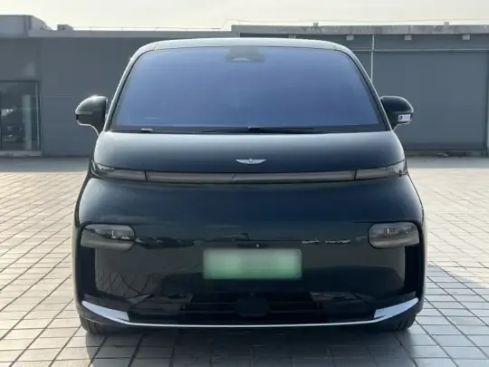 Geely Galaxy LEVC L380 2025 (1400 км)
