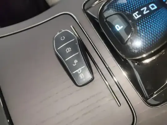 BYD Han 2025 (5200 км)